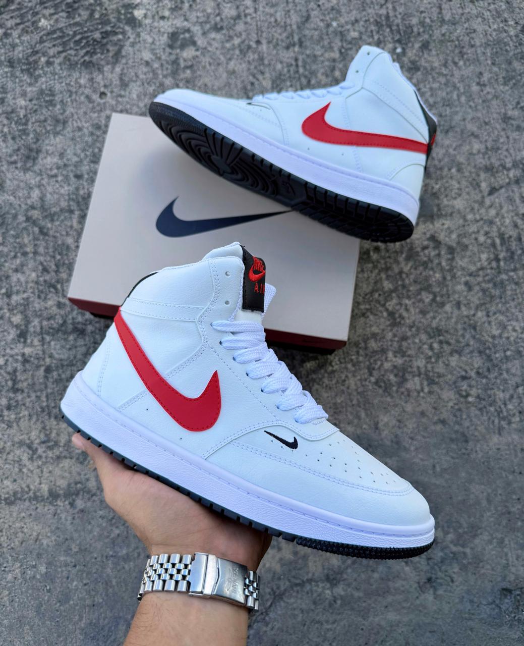 BOTA NIKE COURT